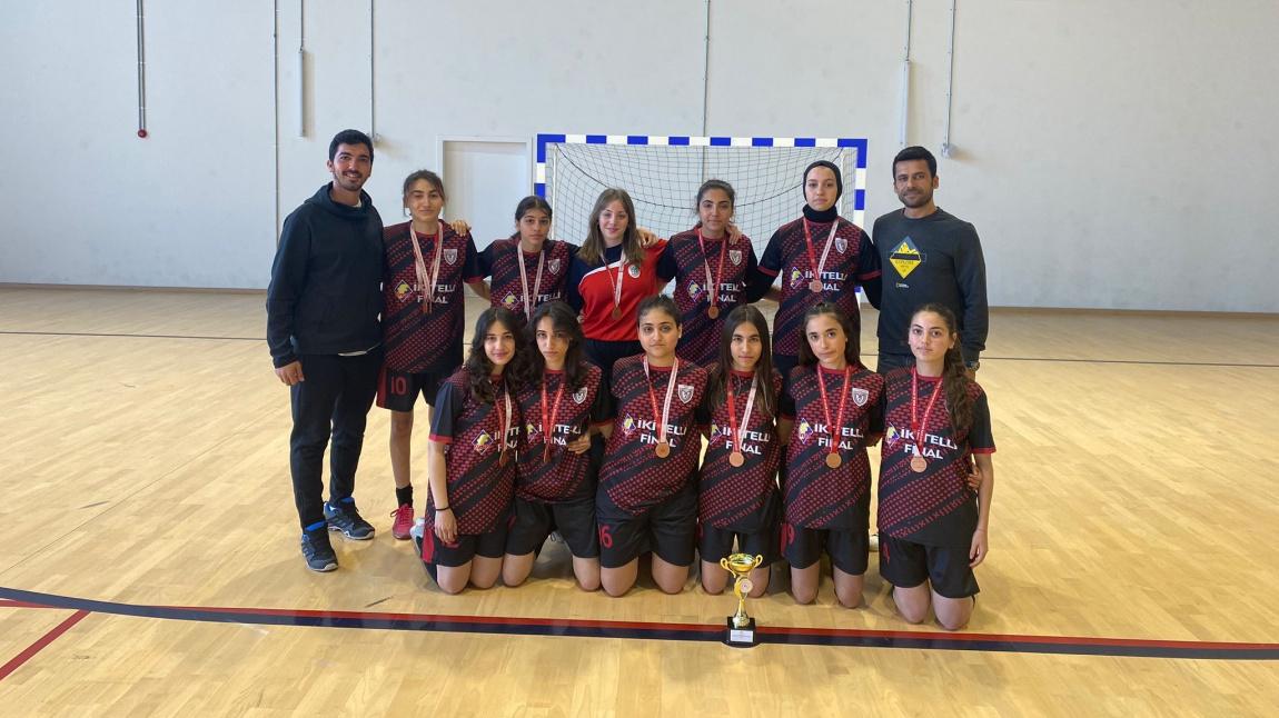 Okulumuz Futsal Takımı İlçe Üçüncüsü Oldu